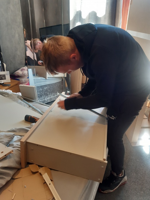 First time building flat pack